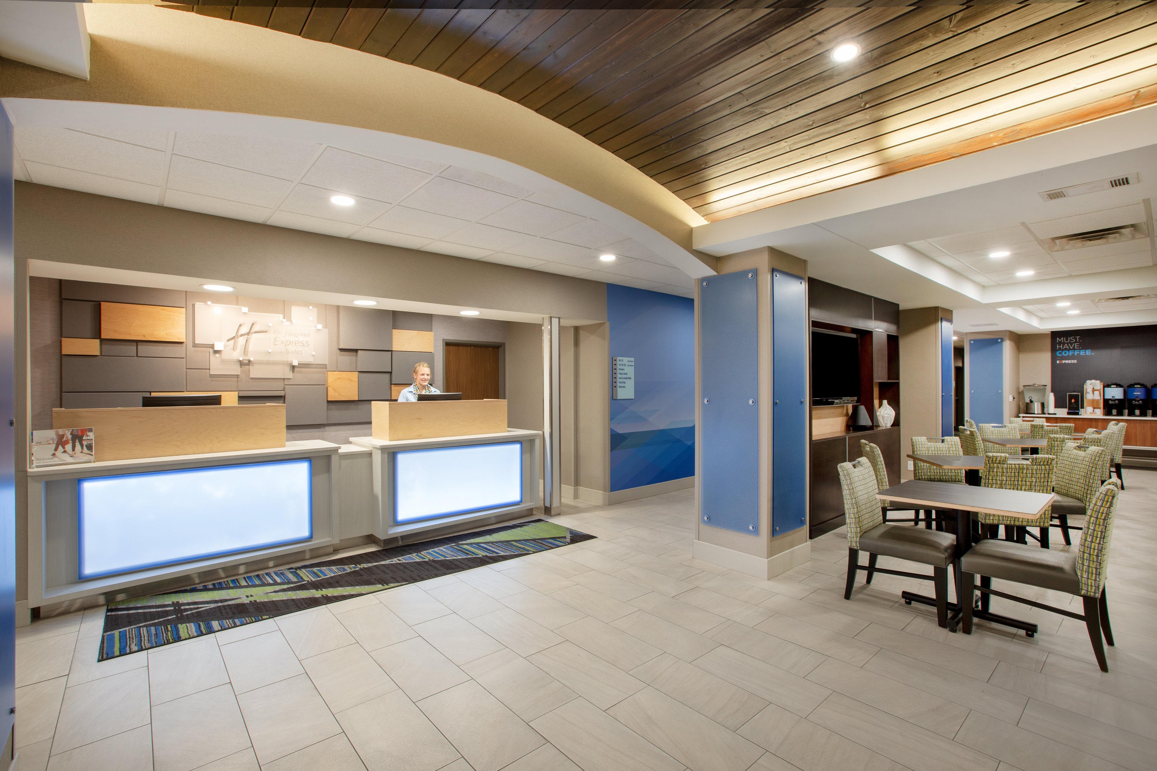 Holiday Inn Express Hotel & Suites Columbus By Ihg Exteriér fotografie
