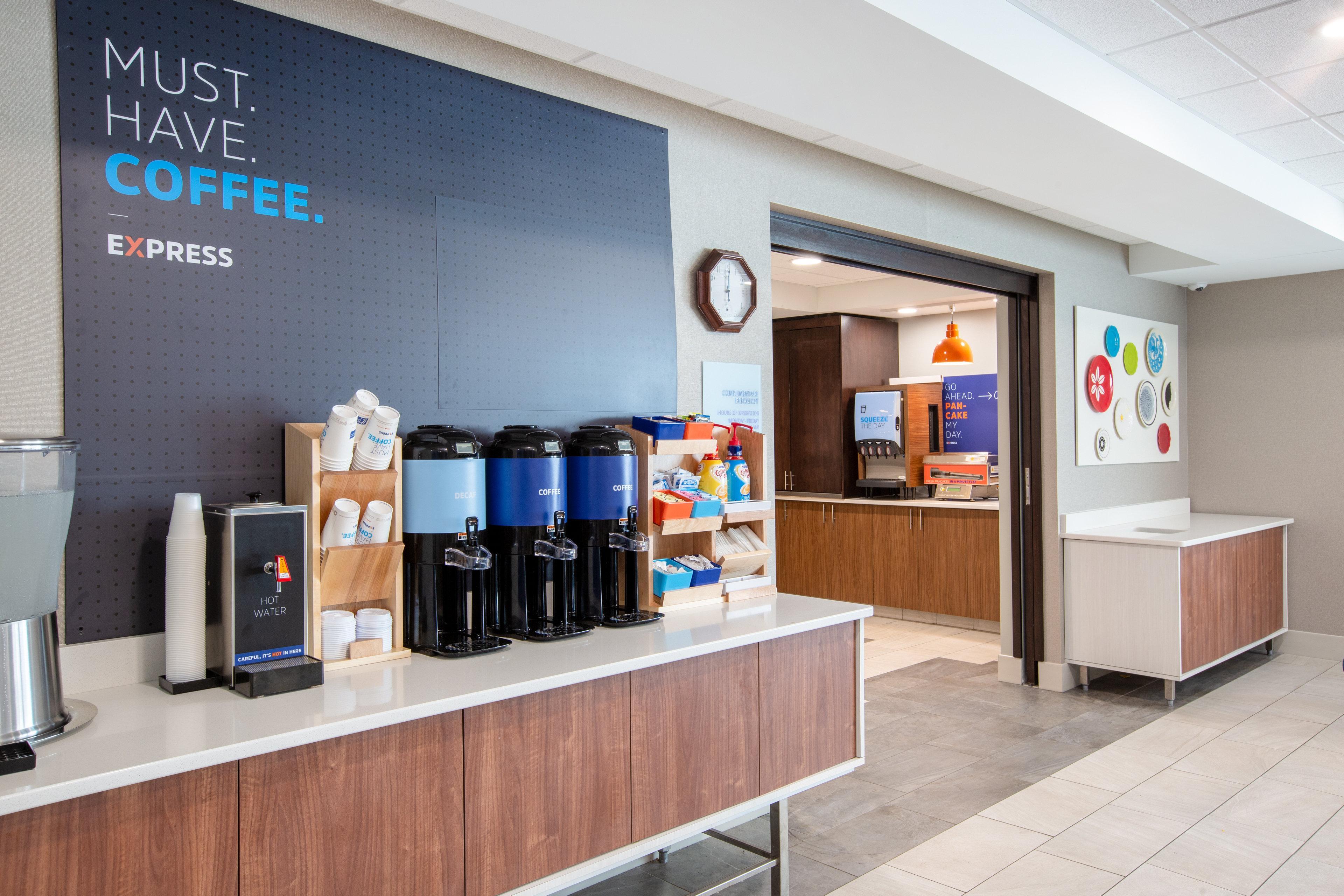 Holiday Inn Express Hotel & Suites Columbus By Ihg Exteriér fotografie