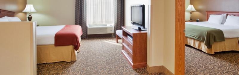 Holiday Inn Express Hotel & Suites Columbus By Ihg Exteriér fotografie
